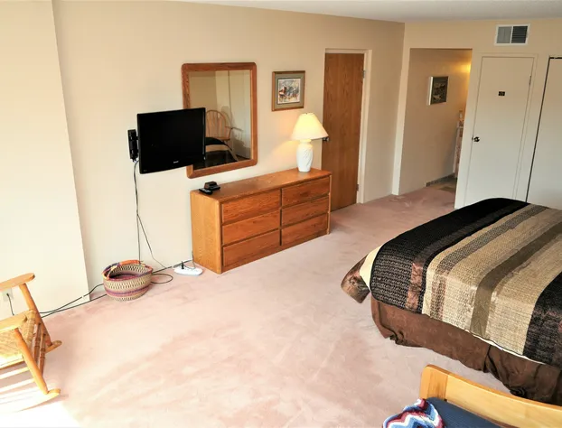 Summit House 2 bed 2 bath B hotel detail image 2