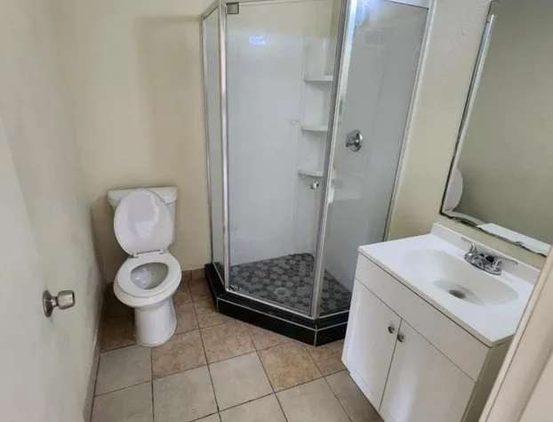 HomeTown Inn and Suites hotel detail image 4