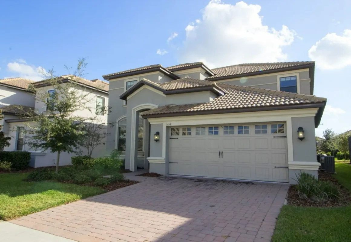 Champions Gate 1457 hotel hero