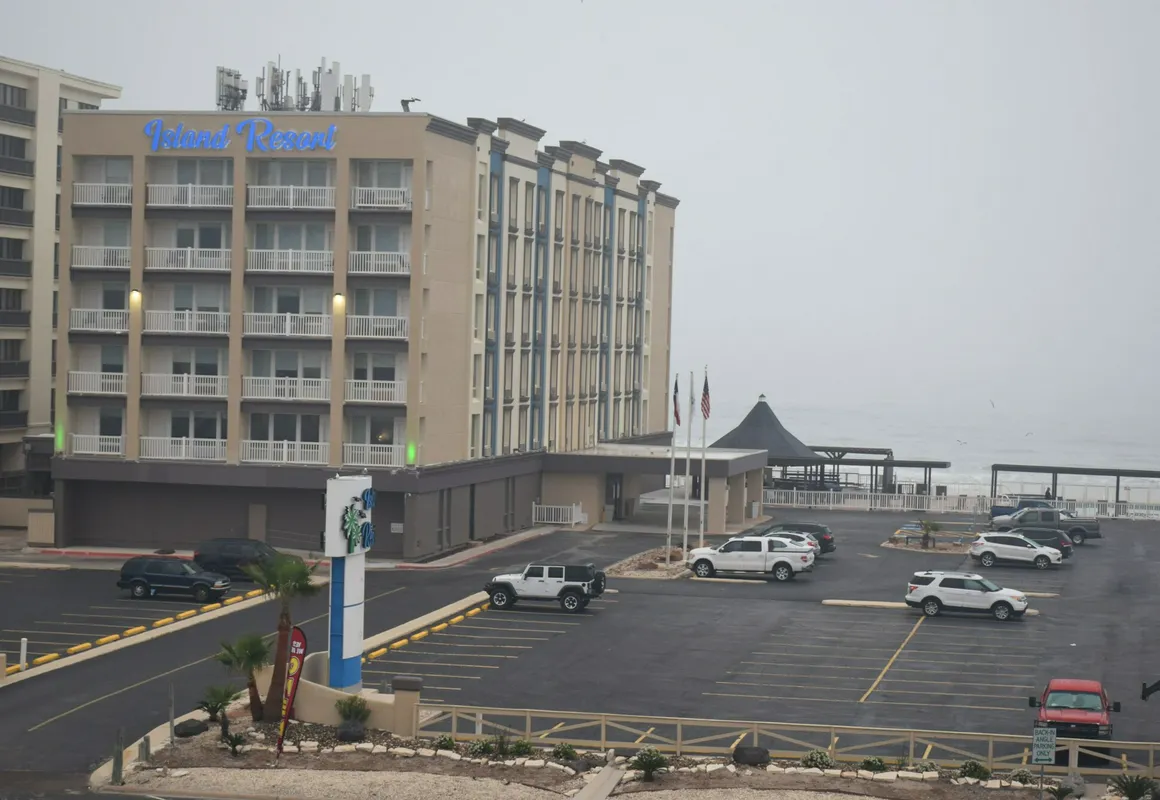 Comfort Suites North Padre Island hotel hero