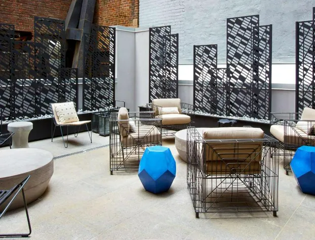 Hilton Club The Central at 5th New York hotel detail image 3