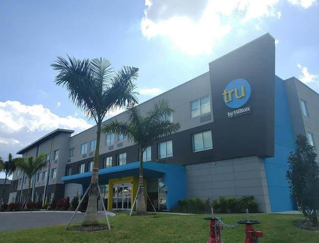 Tru By Hilton Bradenton I-75, FL hotel detail image 1