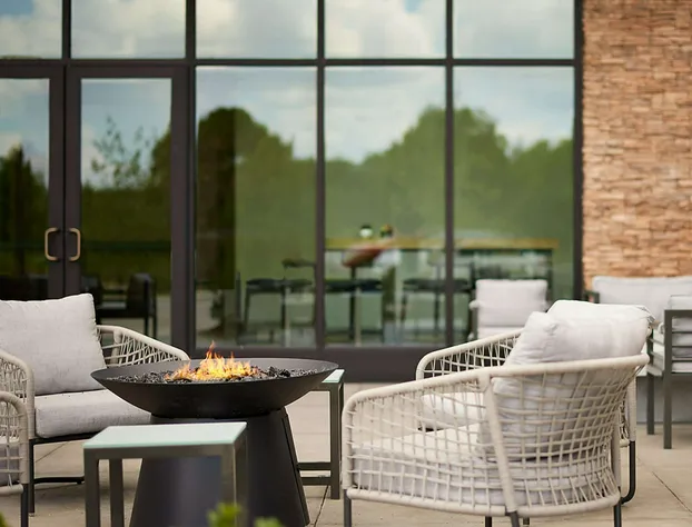 Hilton Garden Inn Grapevine at Silverlake Crossing hotel detail image 3