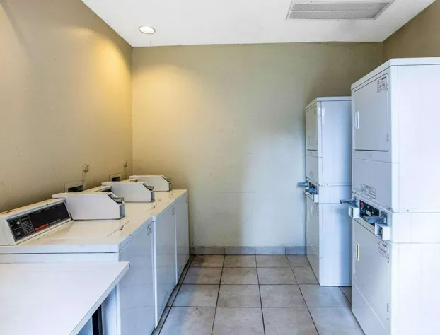 Rodeway Inn & Suites South of Fiesta Park hotel detail image 3