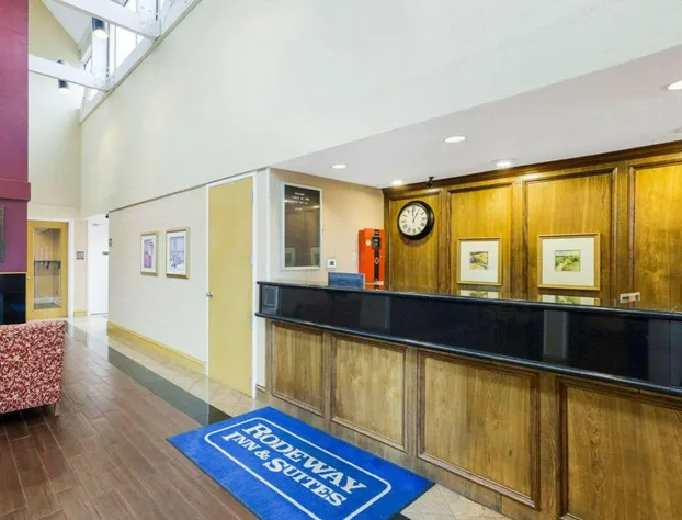 Rodeway Inn & Suites South of Fiesta Park hotel detail image 4