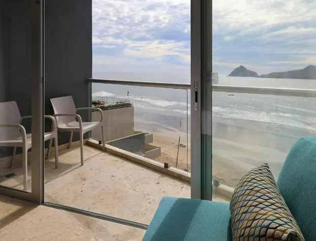 Holiday Inn Resort Mazatlan by IHG hotel detail image 2