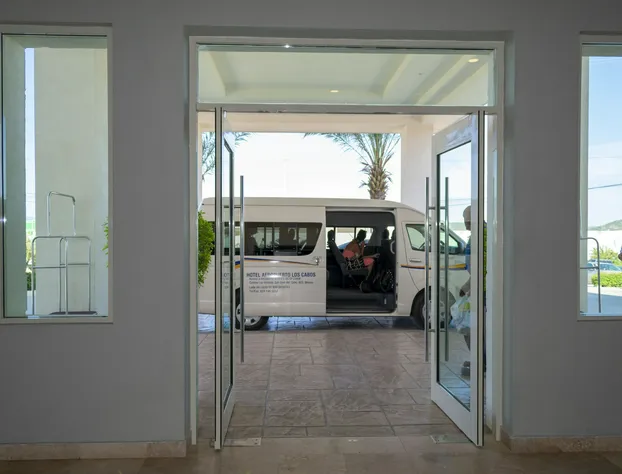 Hotel Aeropuerto Los Cabos hotel detail image 4
