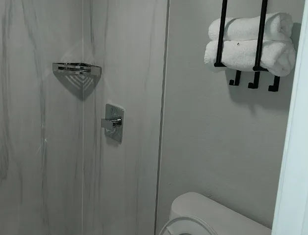 Gateway Inn hotel detail image 4