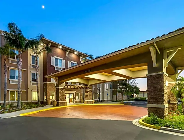 Comfort Inn & Suites Near Ontario Airport hotel detail image 2