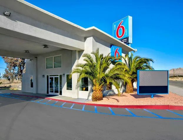 Motel 6 Victorville hotel detail image 3