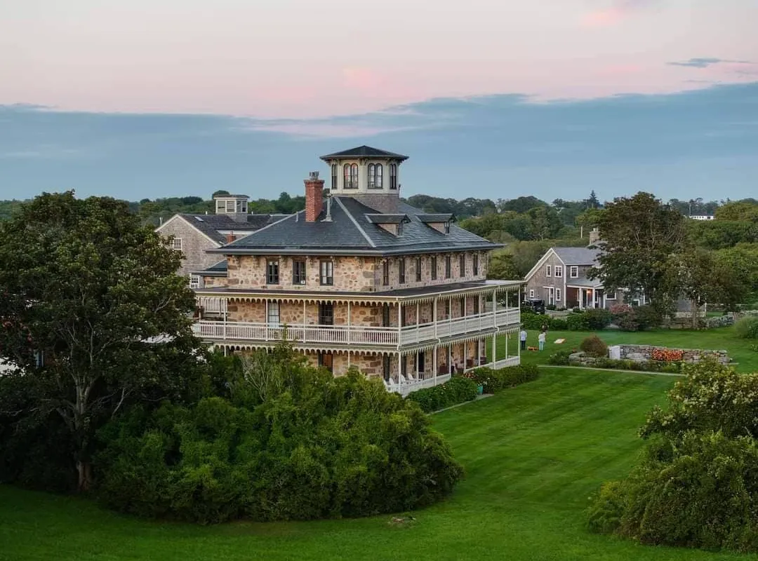 Stone House Inn hotel hero