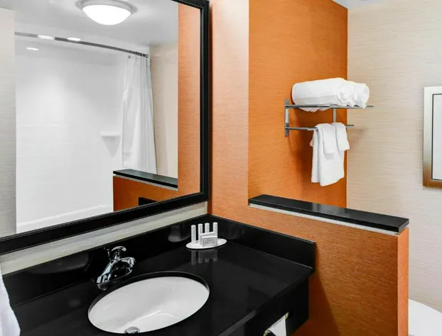 Fairfield Inn & Suites by Marriott Cape Cod Hyannis hotel detail image 3