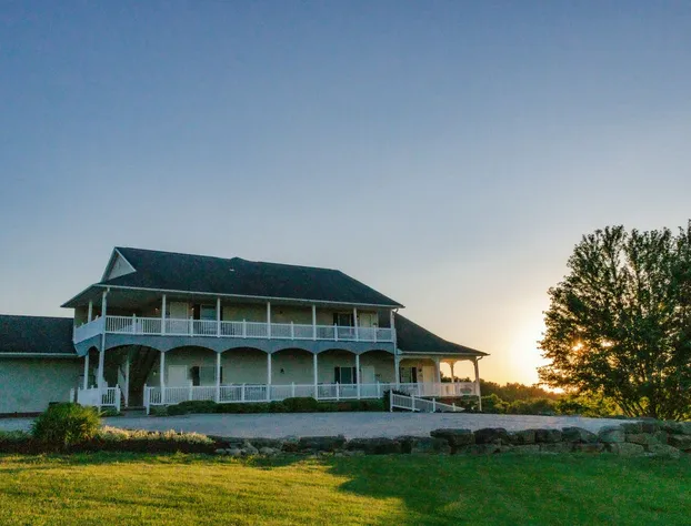 Hillside Villa Ohio hotel detail image 2