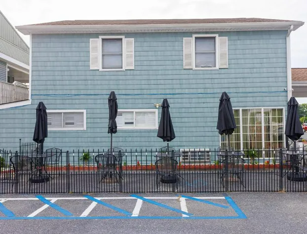 Atlantic Shores Inn and Suites hotel detail image 4