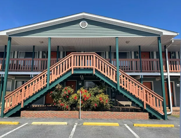 Atlantic Shores Inn and Suites hotel detail image 1