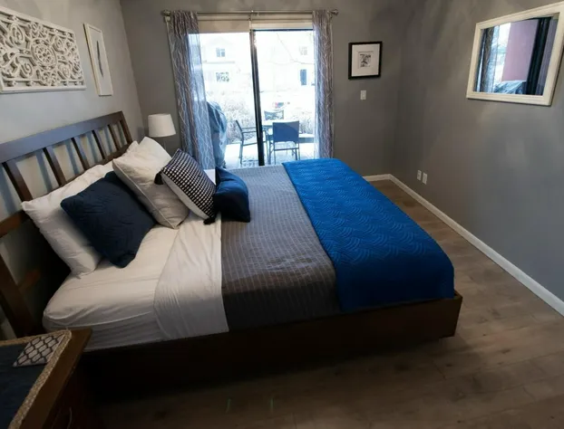 Stylish Ground Level Suite at Playa #145 hotel detail image 1