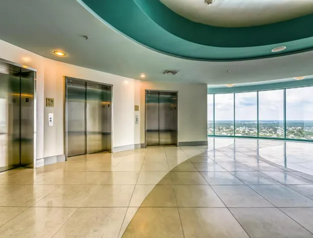 Turquoise C1507 hotel detail image 2