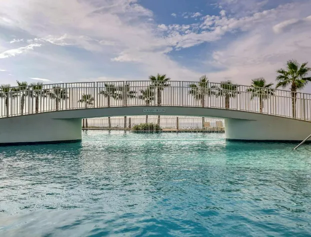 Turquoise C1507 hotel detail image 4