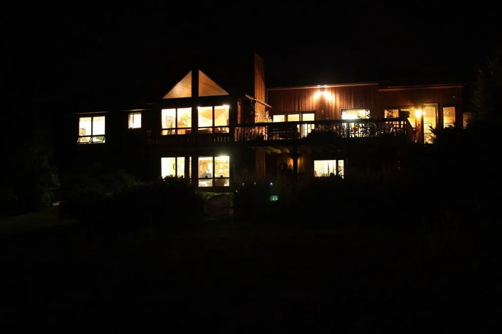 Paradise Gateway B&B and Vacation Homes hotel hero