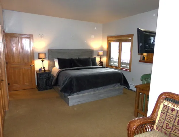 Arapahoe Lodge 1 Bed 2 Bath hotel detail image 2