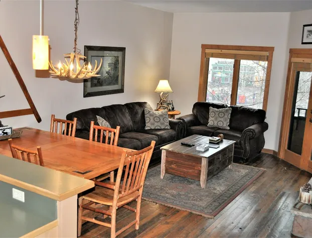 Arapahoe Lodge 1 Bed 2 Bath hotel detail image 3