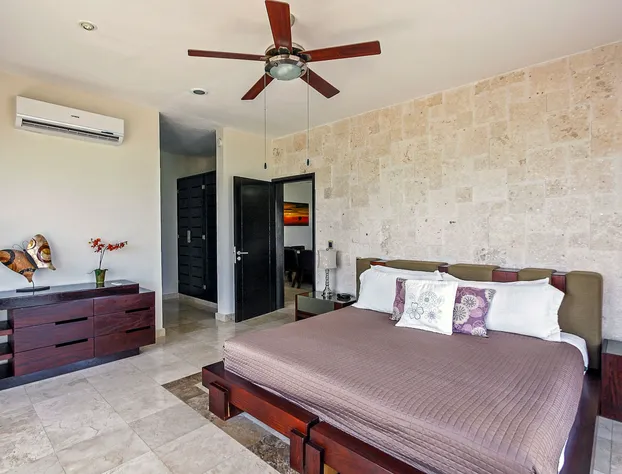 Faro Surf 408 by NAS hotel detail image 1