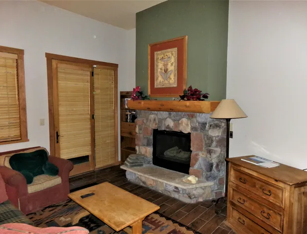 Arapahoe Lodge 1 Bed 1 Bath B hotel detail image 4