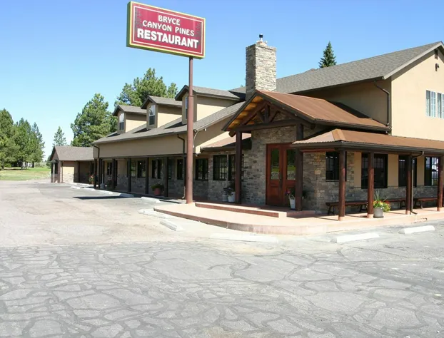 Bryce Canyon Pines hotel detail image 2