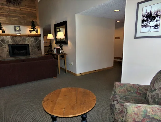 Fox Pine Lodge 3 Bed 3 Bath hotel detail image 3