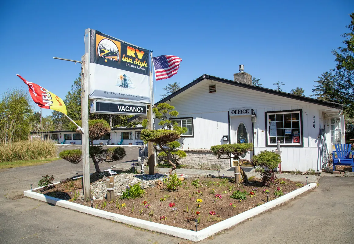 Westport RV Park & Motel hotel hero