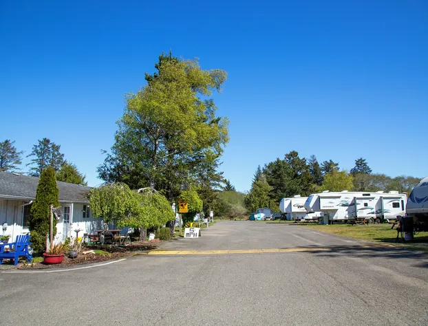 Westport RV Park & Motel hotel detail image 3