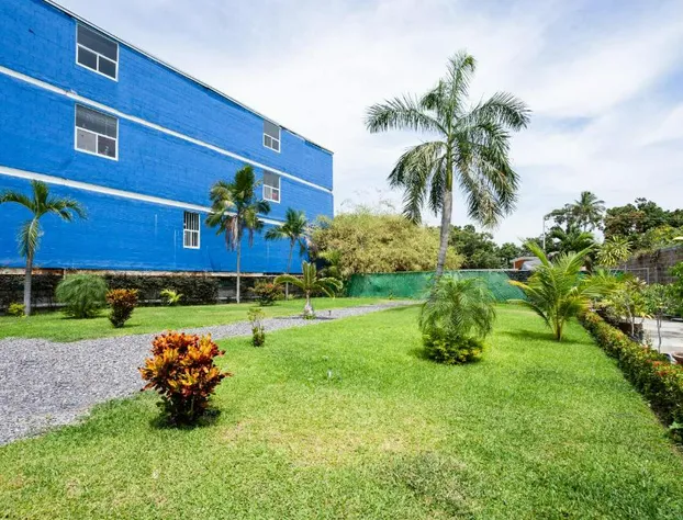 Capital O Hotel Los Caracoles, Acapulco hotel detail image 1