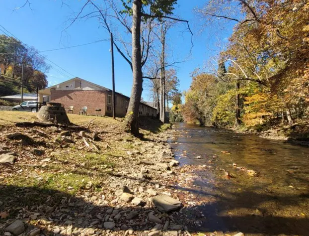 Economy Inn Sylva hotel detail image 3