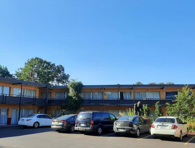 Longview Inn hotel detail image 4