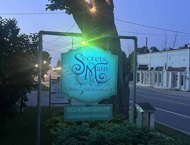 Secrets on Main Bed & Breakfast hotel detail image 3