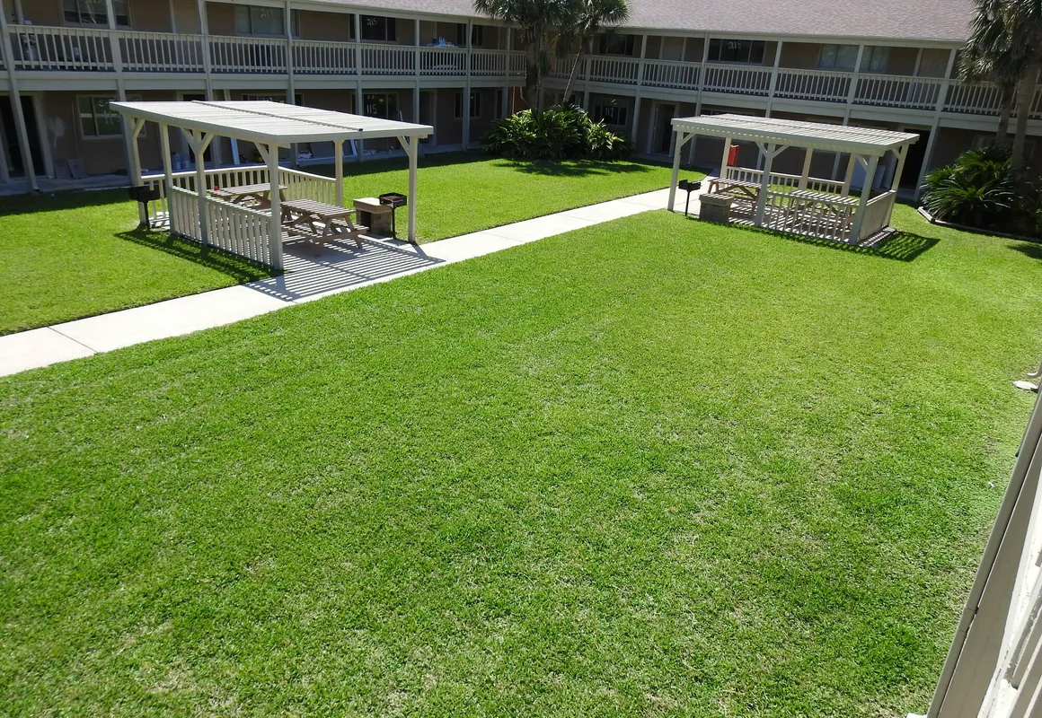 Courtyard #229 Studio Bedroom Condo By Redawning hotel hero