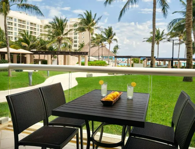 The Westin Lagunamar Ocean Resort Villas & Spa, Cancun hotel detail image 1