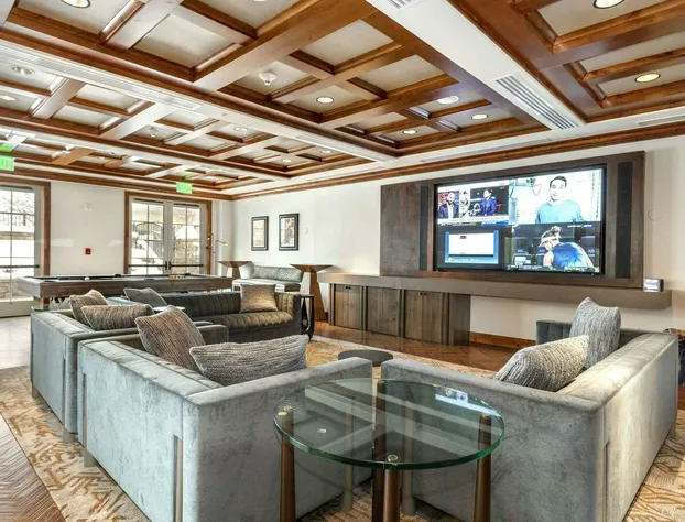 Ritz Carlton Vail #112 2 Bedroom Condo by RedAwning hotel detail image 4