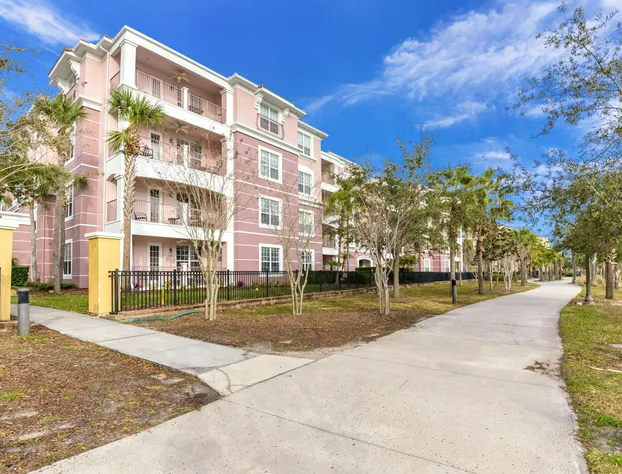 Enjoy Peaceful Lake View! Newly Decorated in Vista Cay - 3br/2b #3408 hotel detail image 3