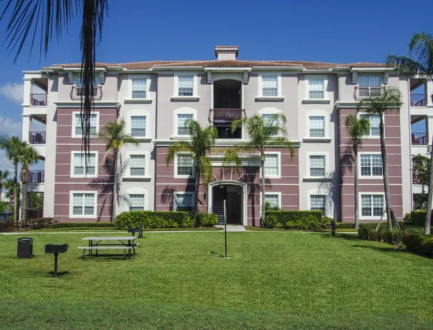 Enjoy Peaceful Lake View! Newly Decorated in Vista Cay - 3br/2b #3408 hotel detail image 4