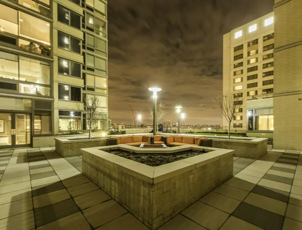 Pelicanstay at Newport hotel detail image 1