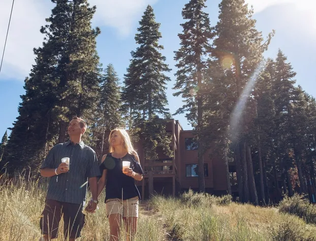 Must See Luxury Vacation - Sleeps 10 4 Bedroom Condo by RedAwning hotel detail image 1