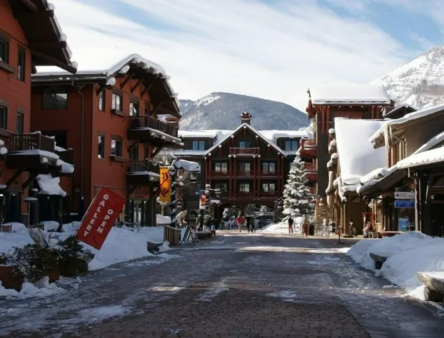 Aspen Ritz Carlton 3 bed Premier 02 hotel detail image 3