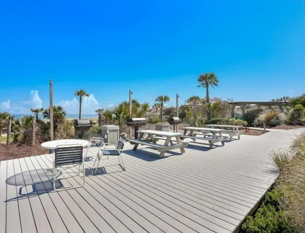 1362 Shipwatch hotel detail image 3