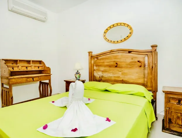 Deluxe Family Budget Balcony Room with Pool Playacar Ii hotel detail image 1