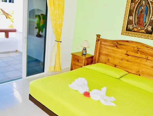Deluxe Family Budget Balcony Room with Pool Playacar Ii hotel detail image 4