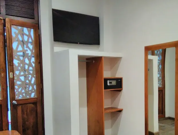 Hrd 2000 hotel detail image 2