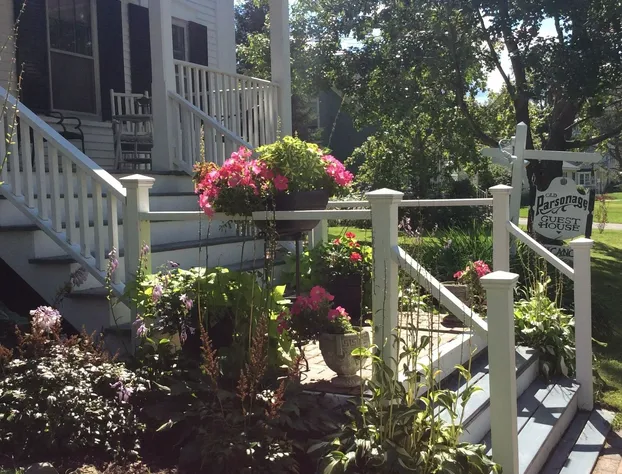 Old parsonage B&B hotel detail image 1