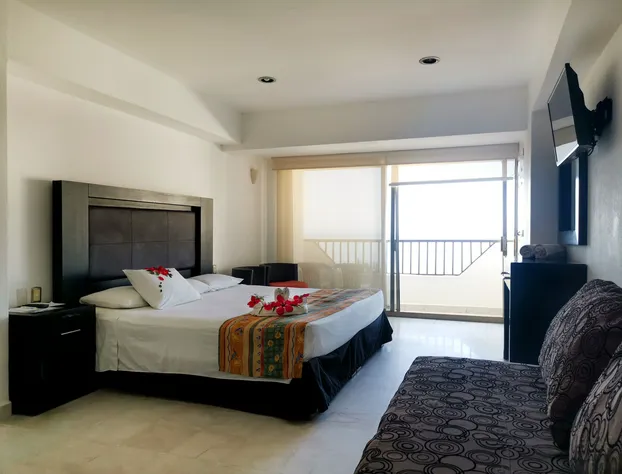 Condominios Ixtapa Rentals hotel detail image 2