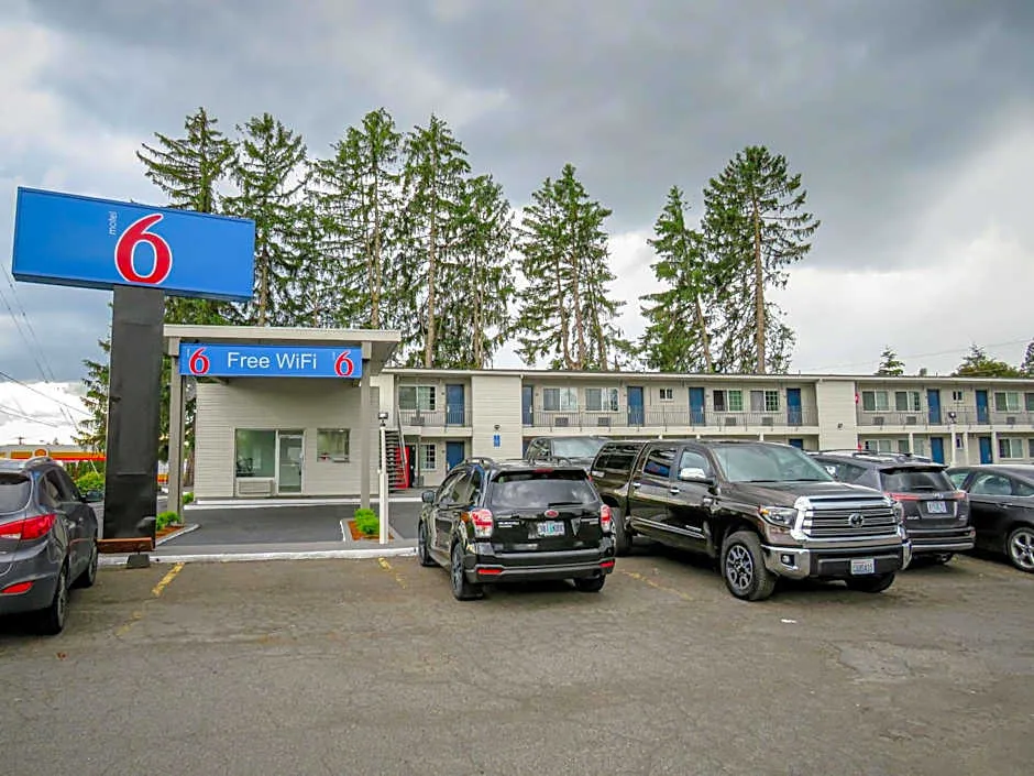 Motel 6 Tigard, OR - Portland Southwest hotel hero